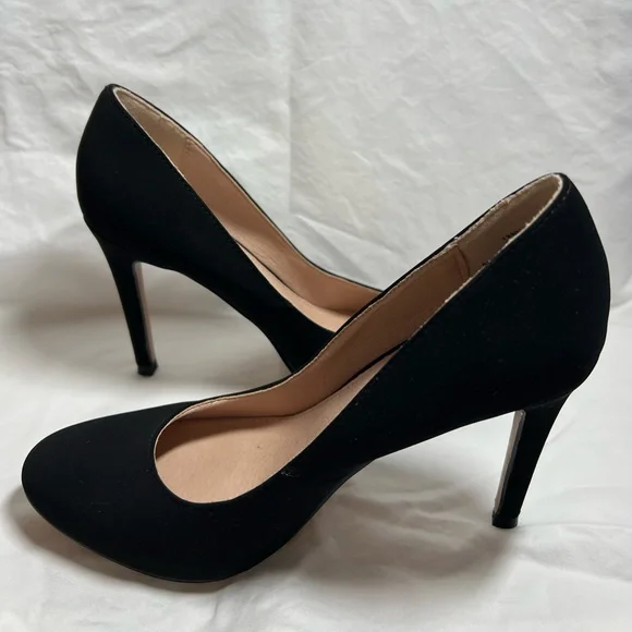 LAUREN BLAKWELL CECILY PUMP BLACK HEEL